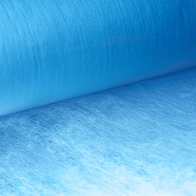 Простыни одноразовые плотные в рулоне голубые 2